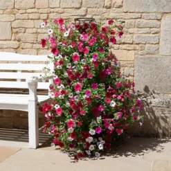 Tower Planter And Trellis 7 Tower Planter And Trellis -Gardenista Store 130461 3